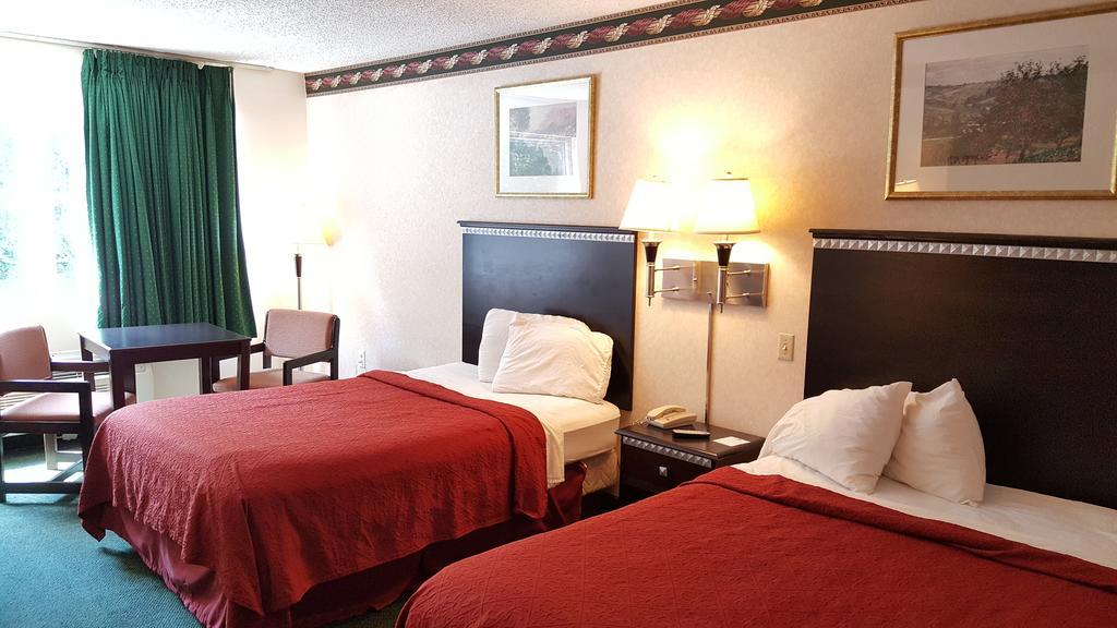 Red Carpet Inn & Suites Carneys Point/Wilmington Room photo