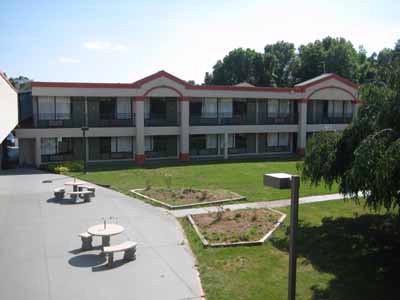 Red Carpet Inn & Suites Carneys Point/Wilmington Exterior photo